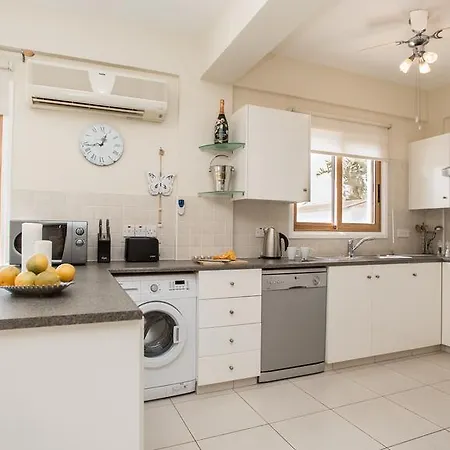 Rent Private 207